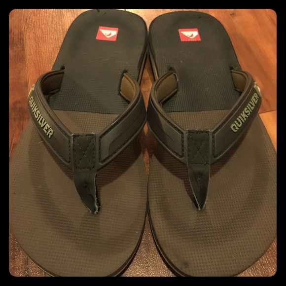Quiksilver Other - Sz 9/10 MENS Quiksilver flip flops